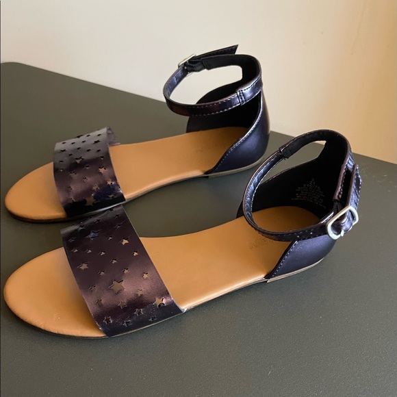 Old Navy - Purple Sandals Size 2 ~ Stars ~ Metallic Eggplant - Picture 7 of 12